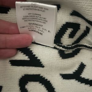 Givenchy black and white sweater